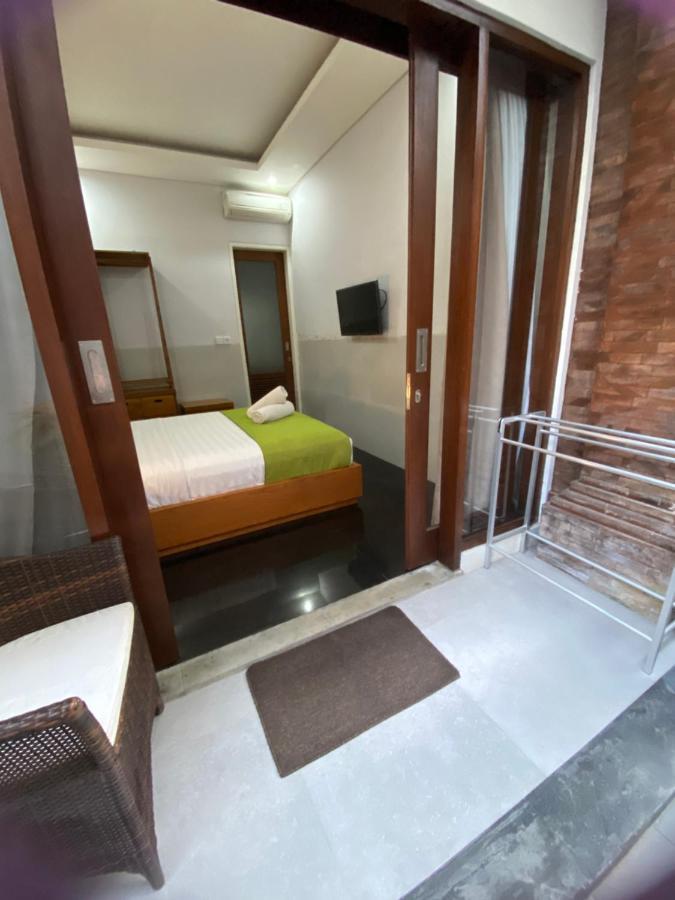 Rahayu Guest House Seminyak Bagian luar foto