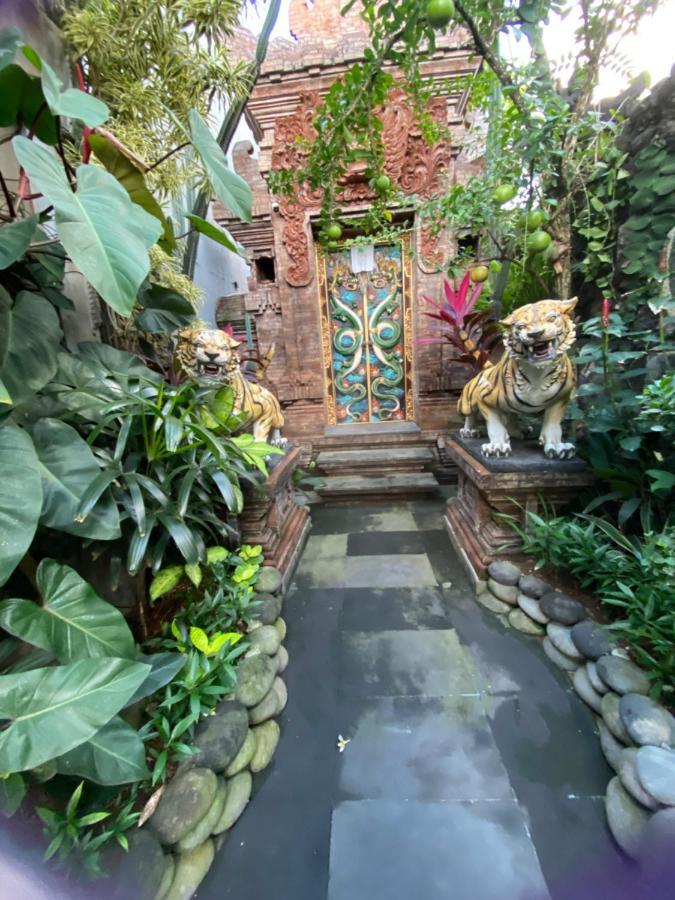 Rahayu Guest House Seminyak Bagian luar foto